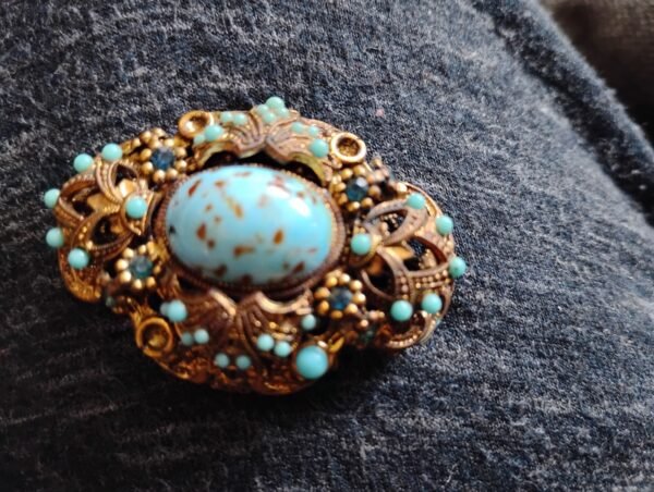 MIRACLE BROOCH